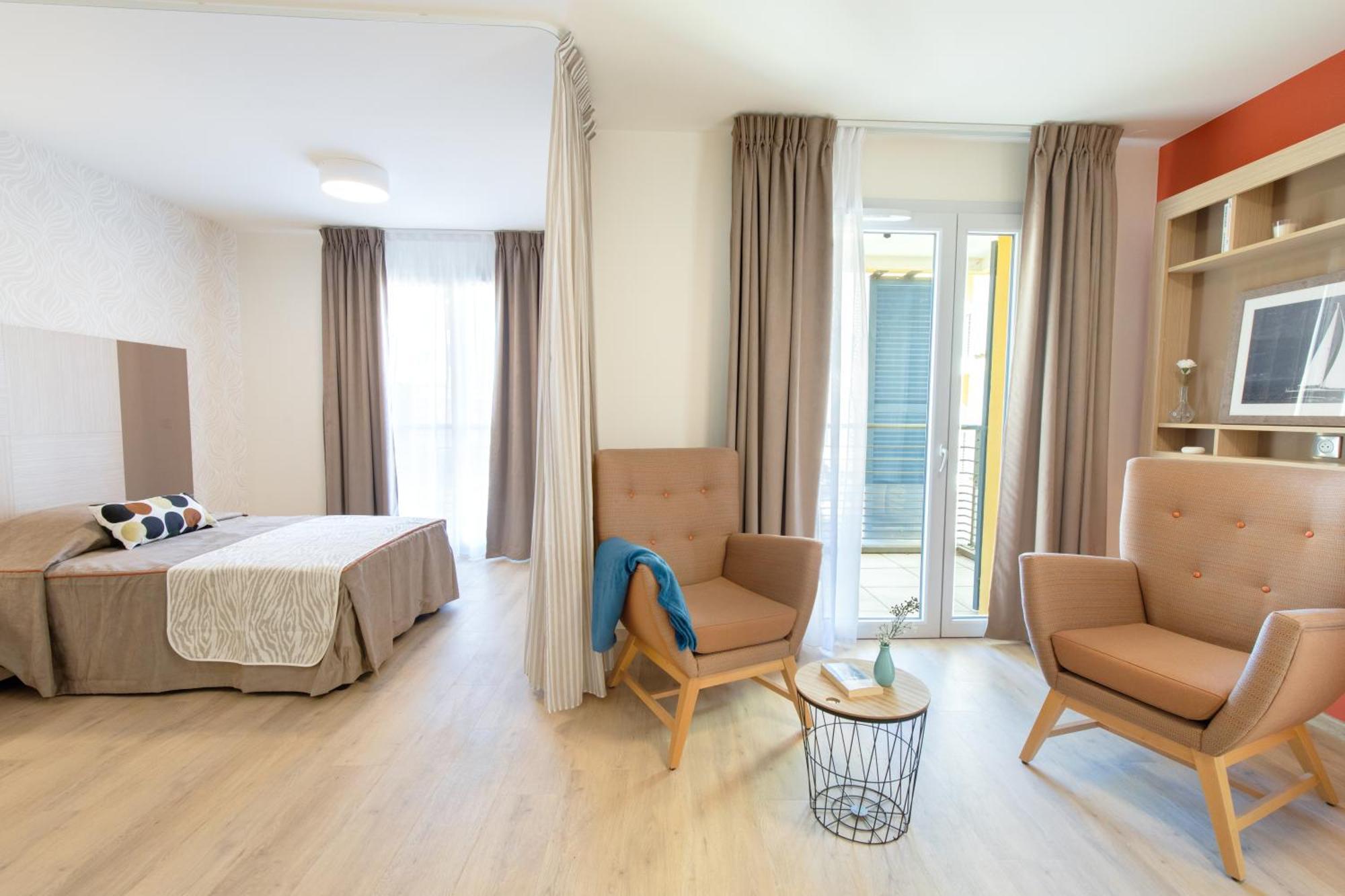 Aparthotel Zenao Fréjus Exterior foto