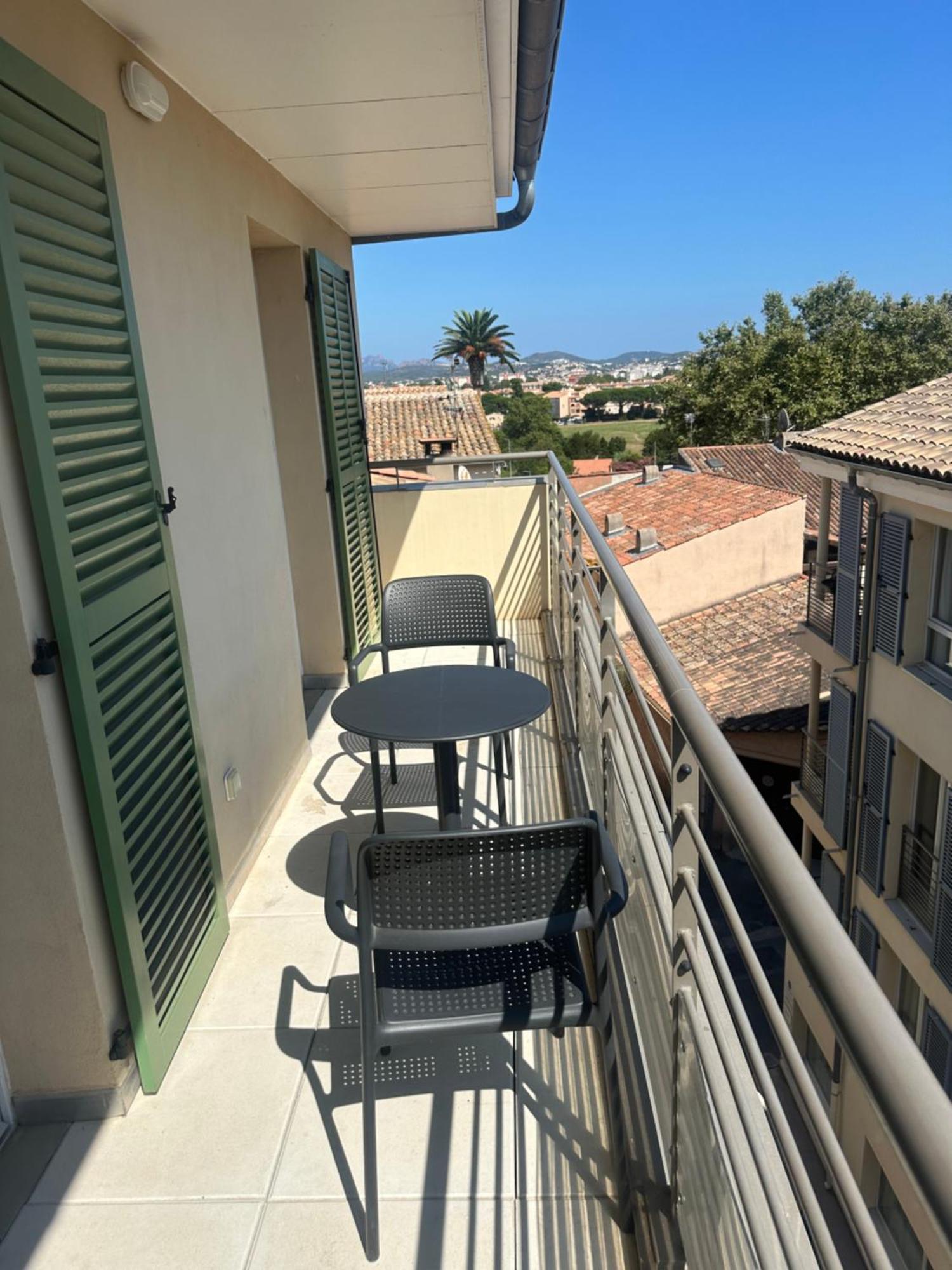 Aparthotel Zenao Fréjus Exterior foto